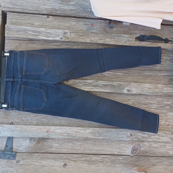 Buffalo D. B. Skull t-shirt, J. Crew Jeans - Picture 4 of 9